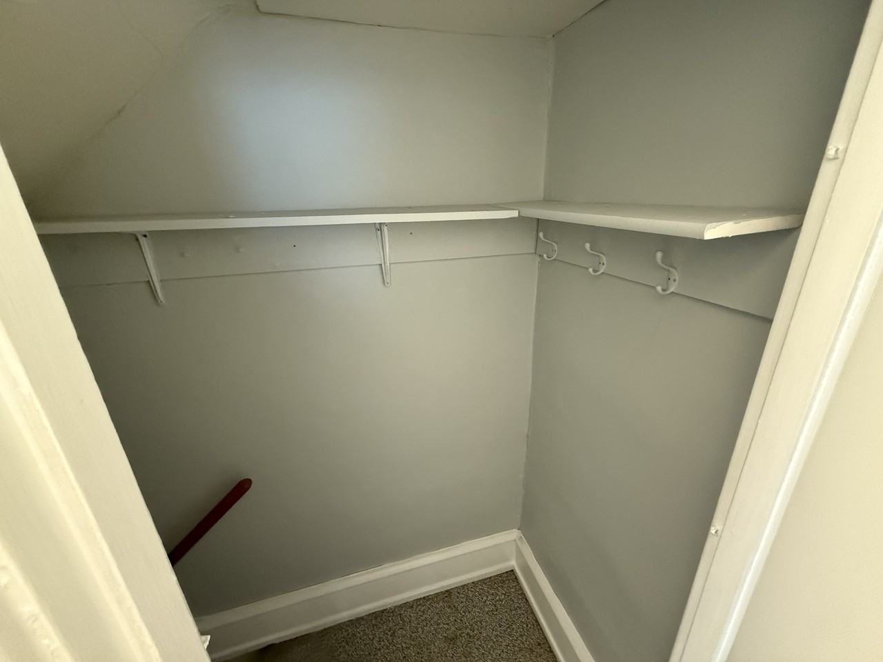 121 Chestnut Ave #A - Photo 4 of 20