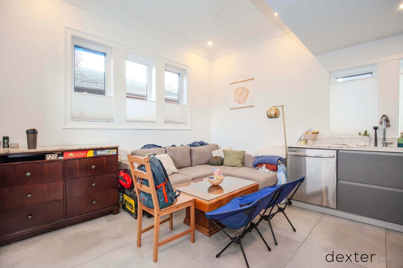 190 West 45th Avenue - Photo 3 of 15