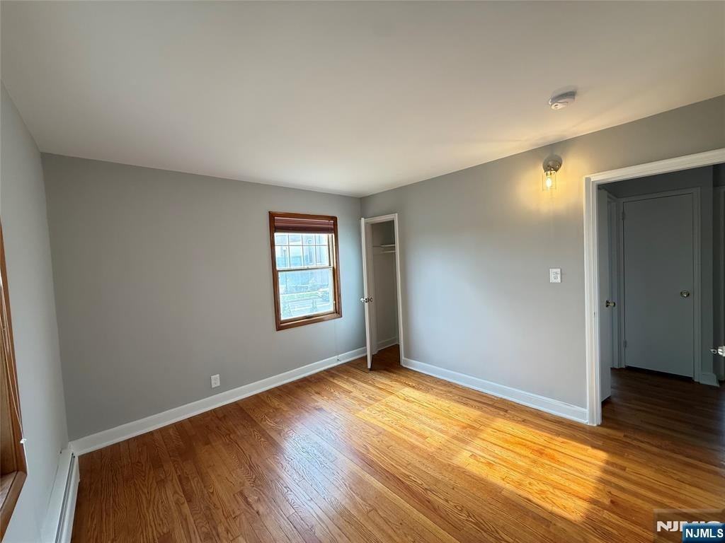 1 Paterson Ave - Photo 3 of 11