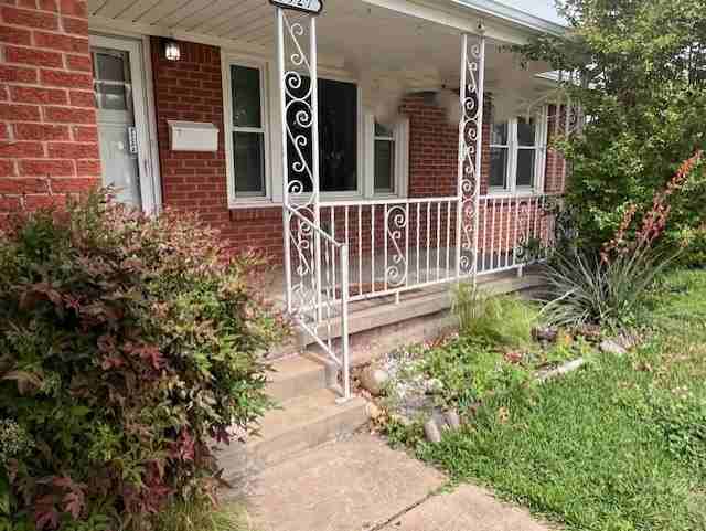 3927 Nw 27th St #1 - Photo 2 of 20