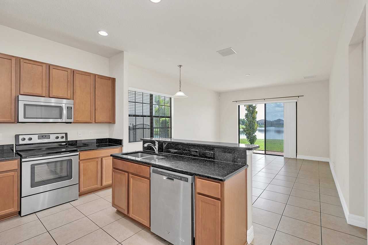 10466 Stapeley Dr #1 - Photo 5 of 20