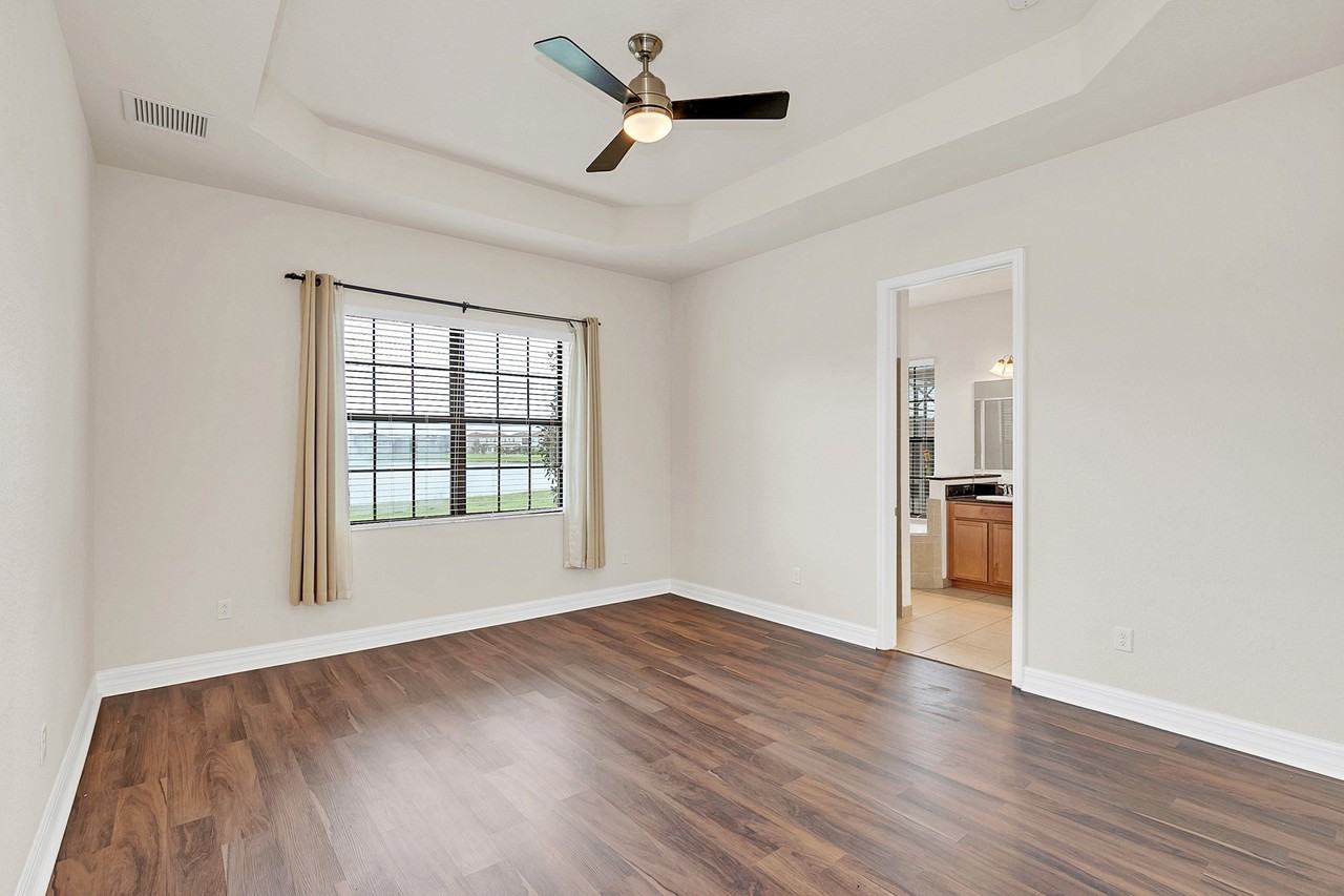 10466 Stapeley Dr #1 - Photo 7 of 20