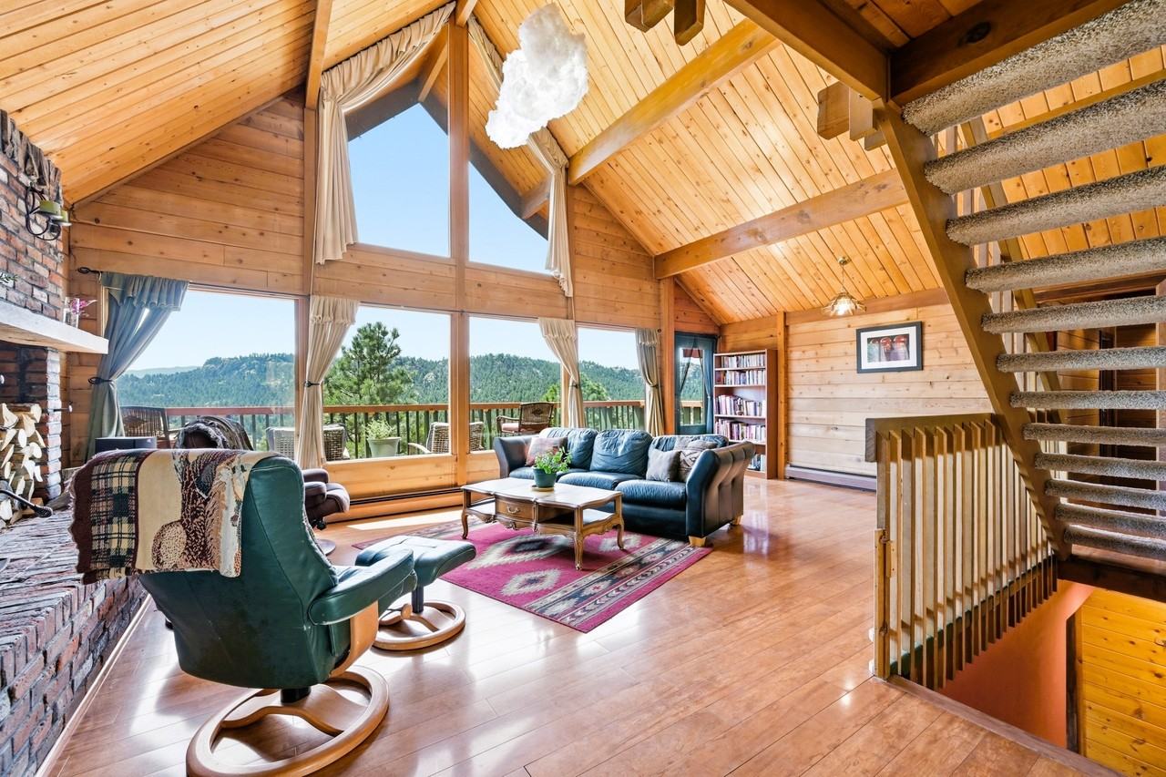 6060 Kilimanjaro Dr #1 - Photo 2 of 46