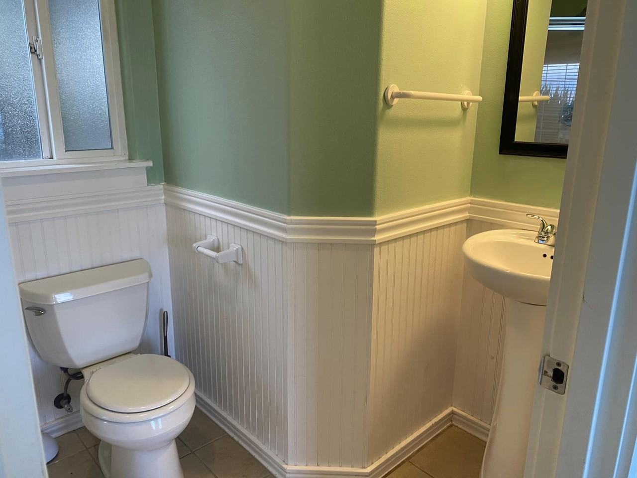 5330 Ne Neptune Ln #2 - Photo 4 of 5