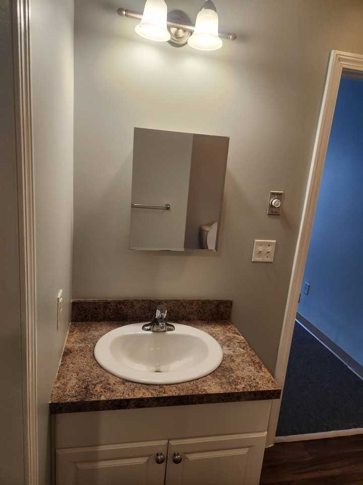 60 Ferry Street ##1A - Photo 6 of 7