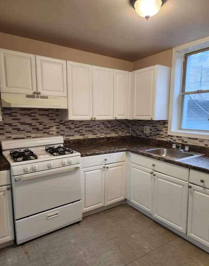 3129 N Bambrey St #1 - Photo 7 of 17