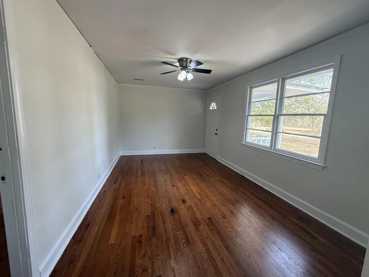 4442 Reona Ave #1 - Photo 5 of 9