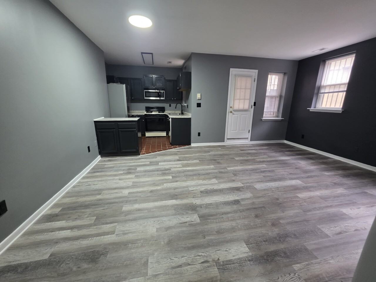 516 Saint Paul Pl #516-1 - Photo 2 of 8