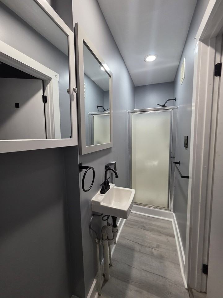21 E Centre St #21-1R - Photo 6 of 7