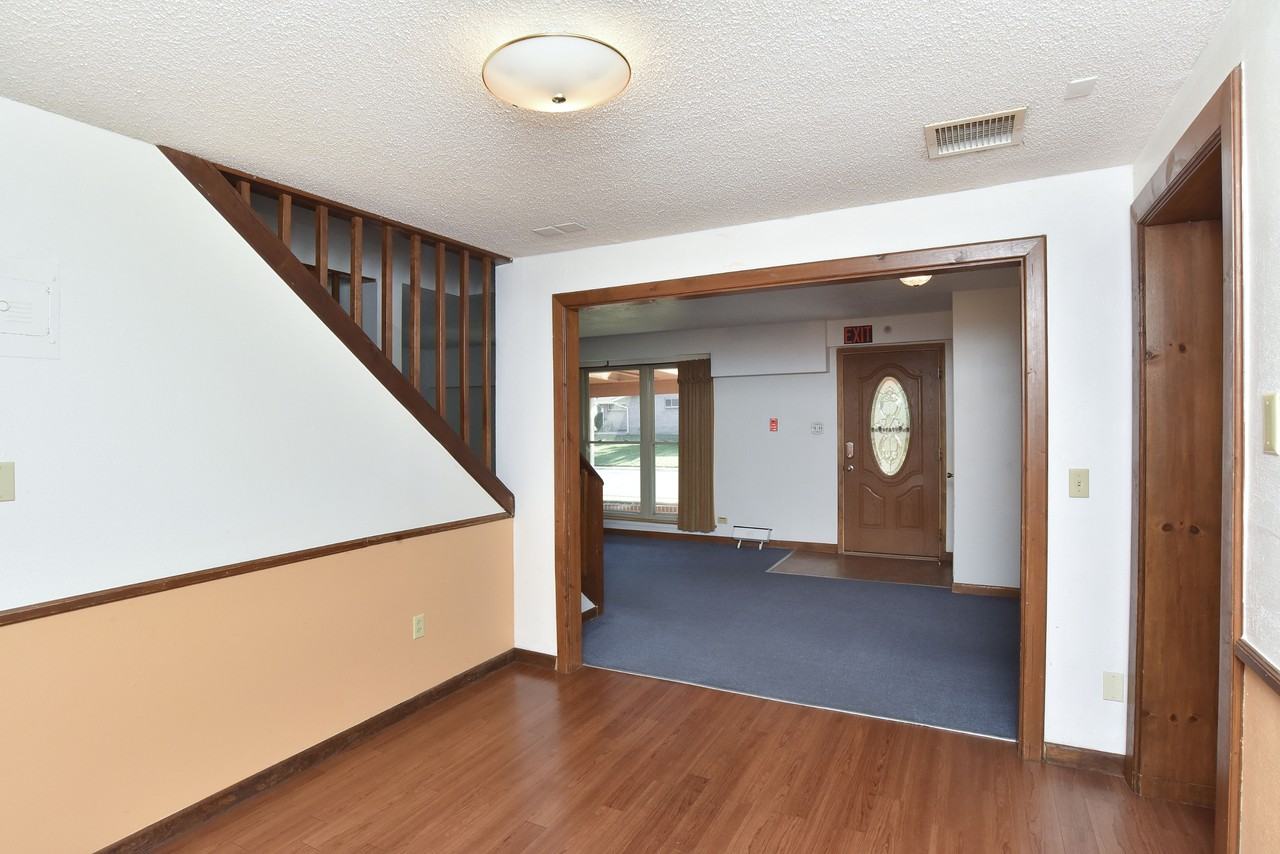 5741 W Cedar Ave #1 - Photo 2 of 25