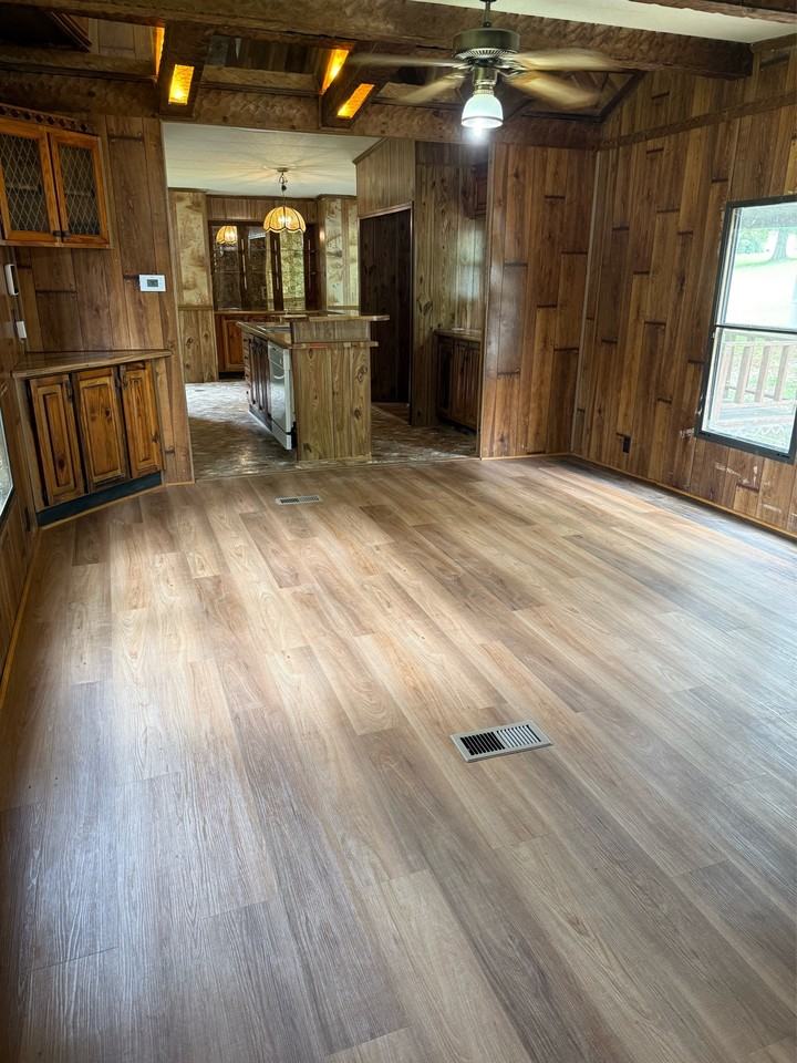 601 Dillard Dr - Photo 2 of 6
