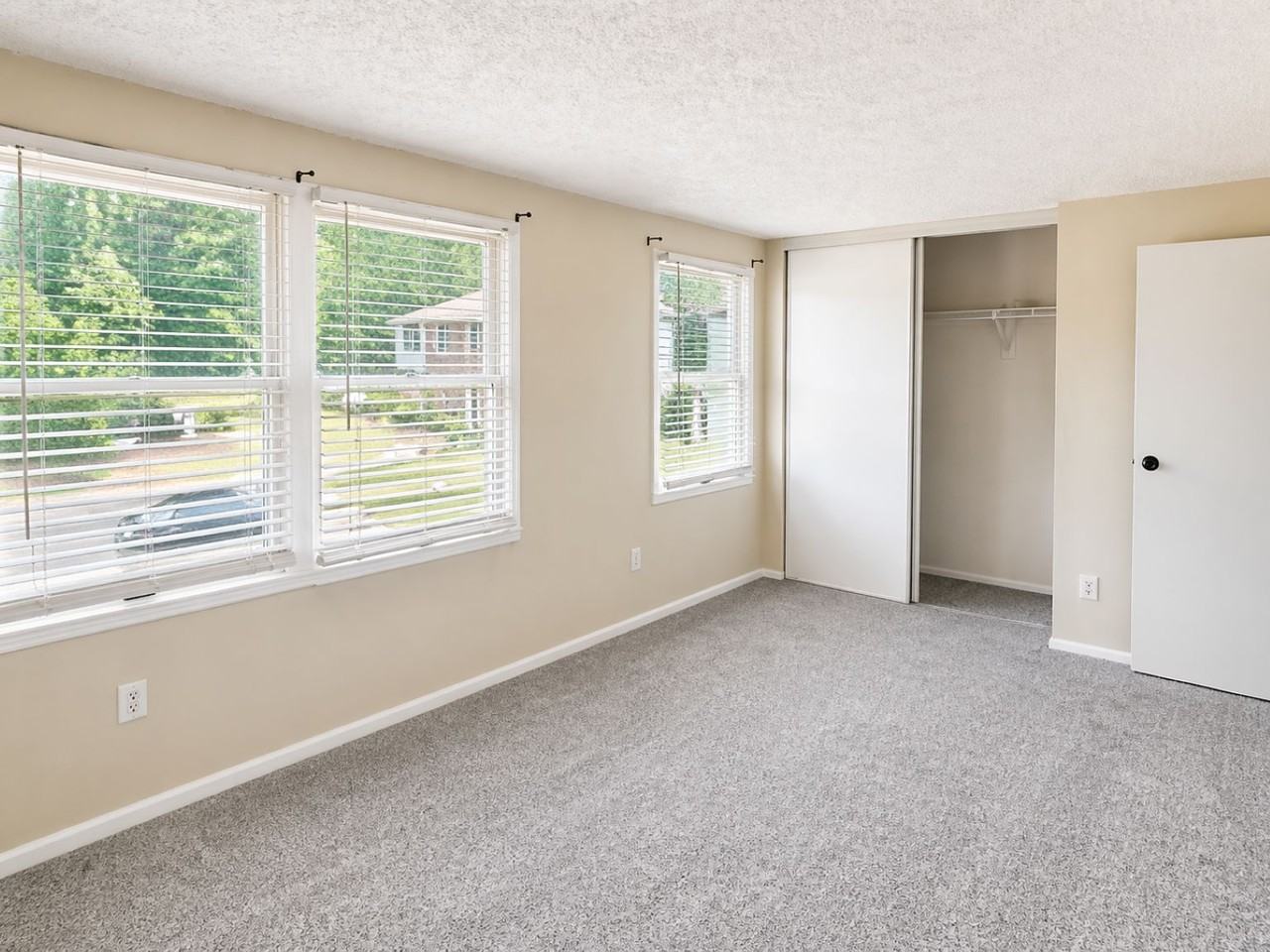 9456 Lexington Circle - 1Unit D #1 - Photo 7 of 10