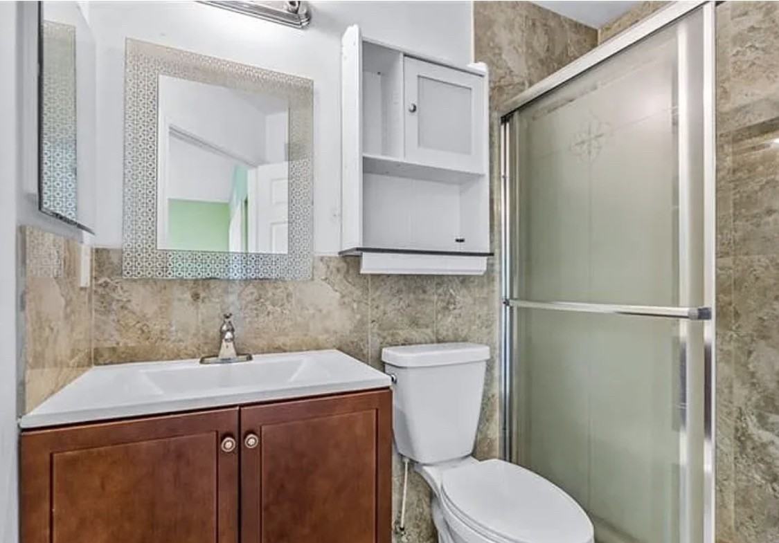 8365 SW 26th St - Photo 7 of 17