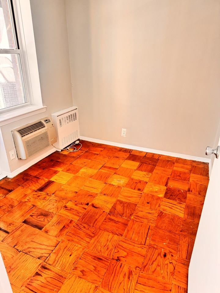 83-33 118th Street #5L - Photo 5 of 15