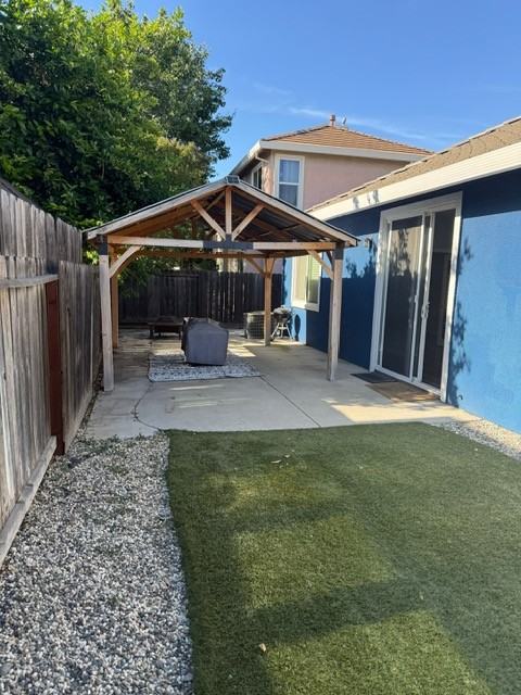 508 Lassen Way #1 - Photo 3 of 30