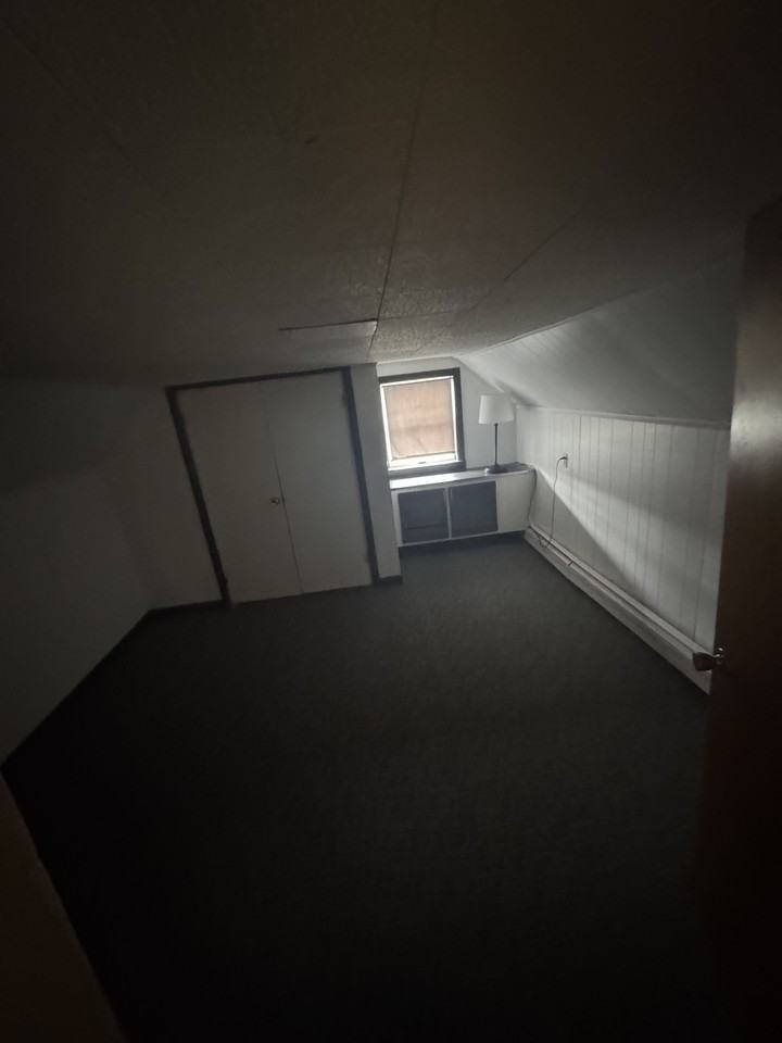 29 Cedar St #1 - Photo 7 of 10