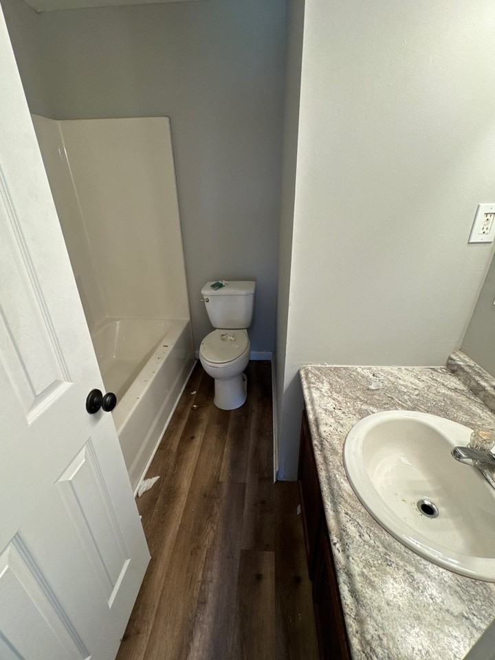 920 N Monroe Ave #1 - Photo 5 of 7