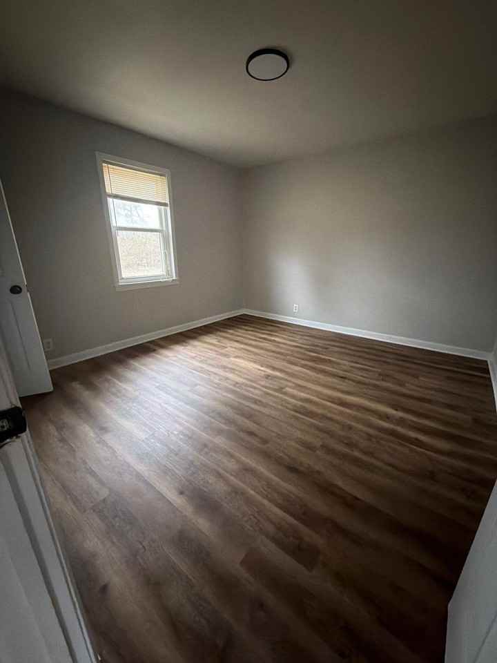 920 N Monroe Ave #1 - Photo 7 of 7