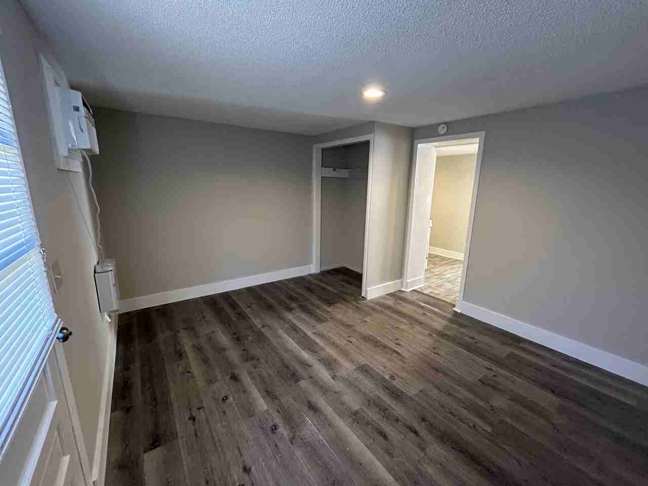 451 E Eufaula St #B - Photo 2 of 20