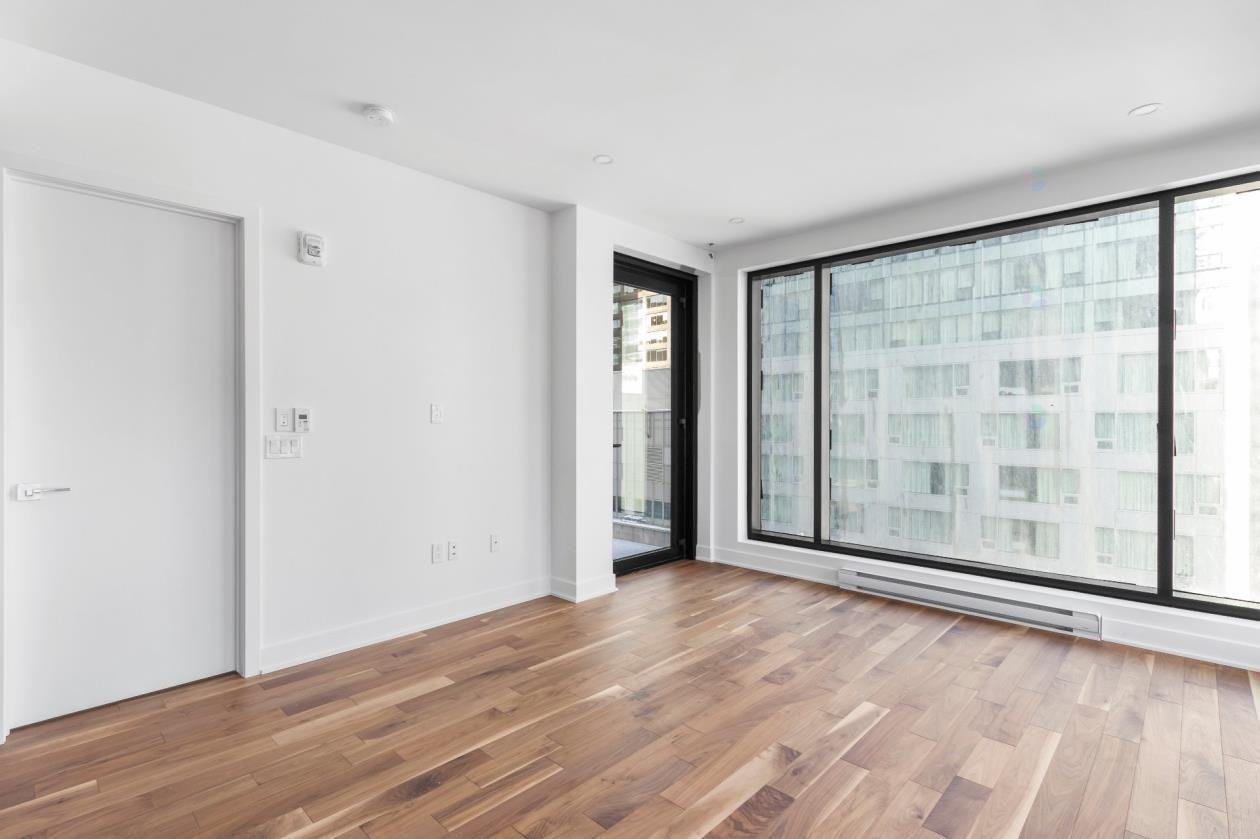 2060 Rue Peel #1401 - Photo 4 of 39
