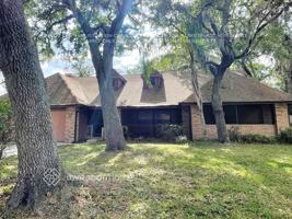 featured image of 3903 Applegate Cir