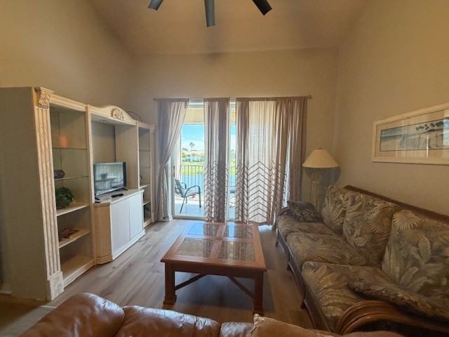 16471 Millstone Cir #1 - Photo 5 of 40