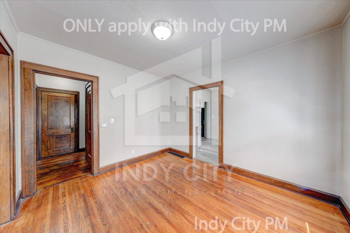 953 N Linwood Ave #1 - Photo 7 of 23