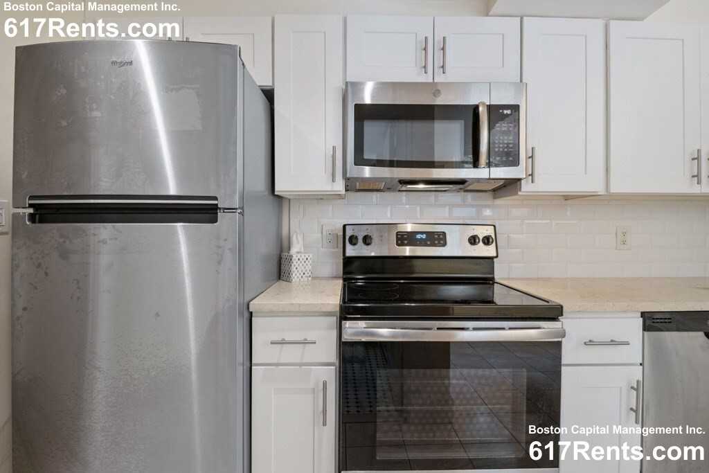 1982 Commonwealth Ave #A - Photo 7 of 14