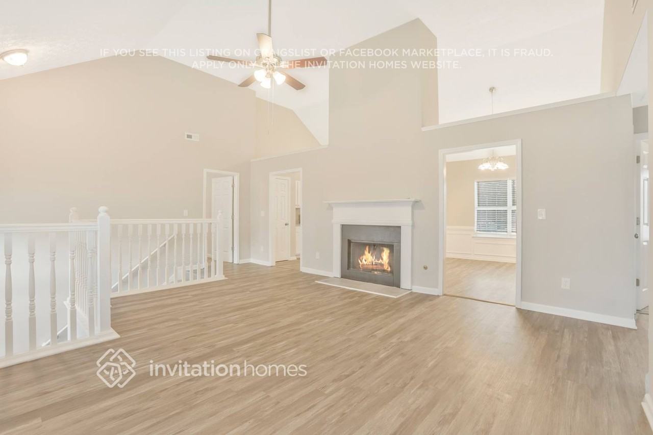 442 Limerick Way - Photo 4 of 31