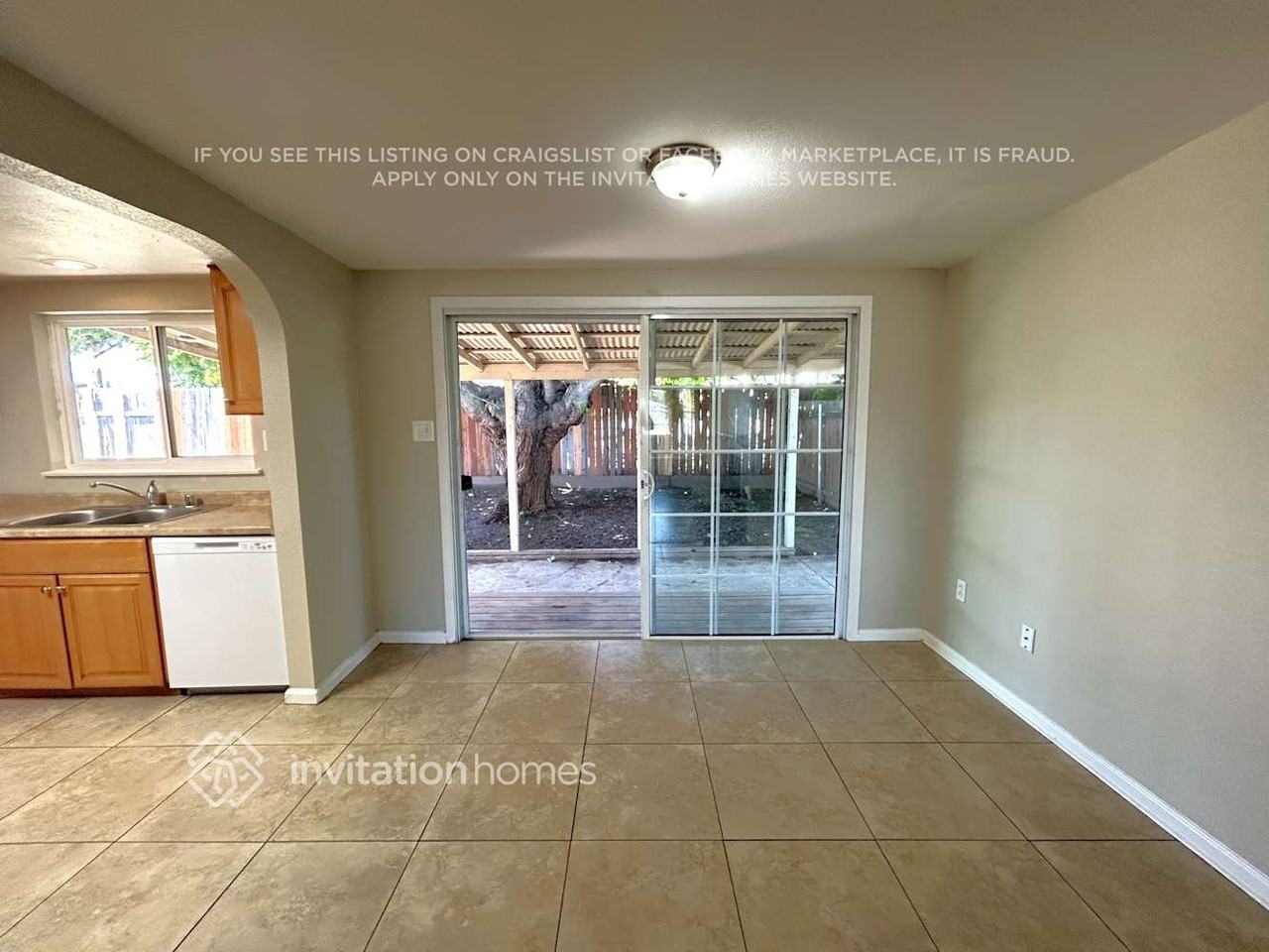 3413 Lerwick Rd - Photo 6 of 18