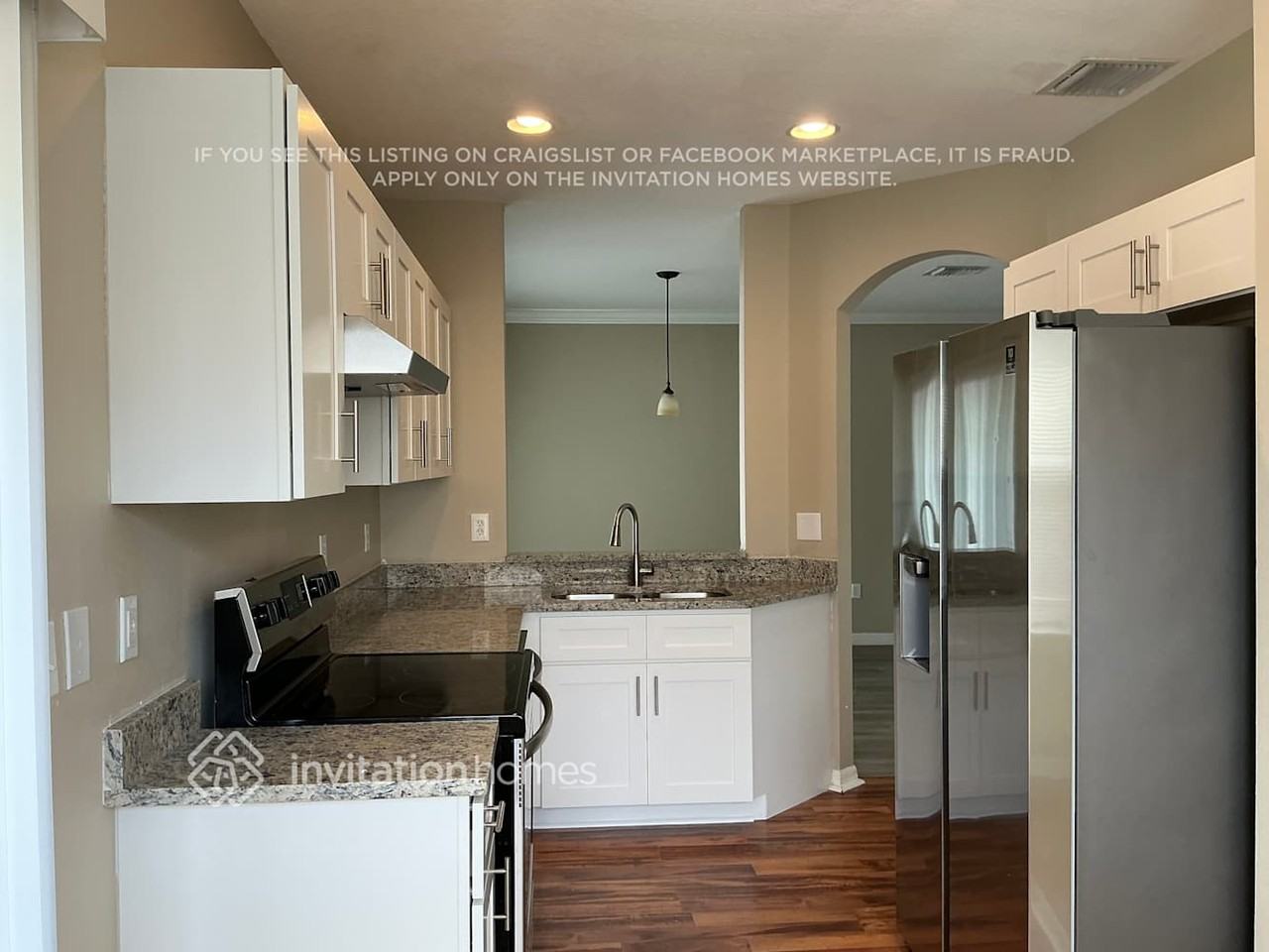 10120 Perthshire Cir - Photo 5 of 16