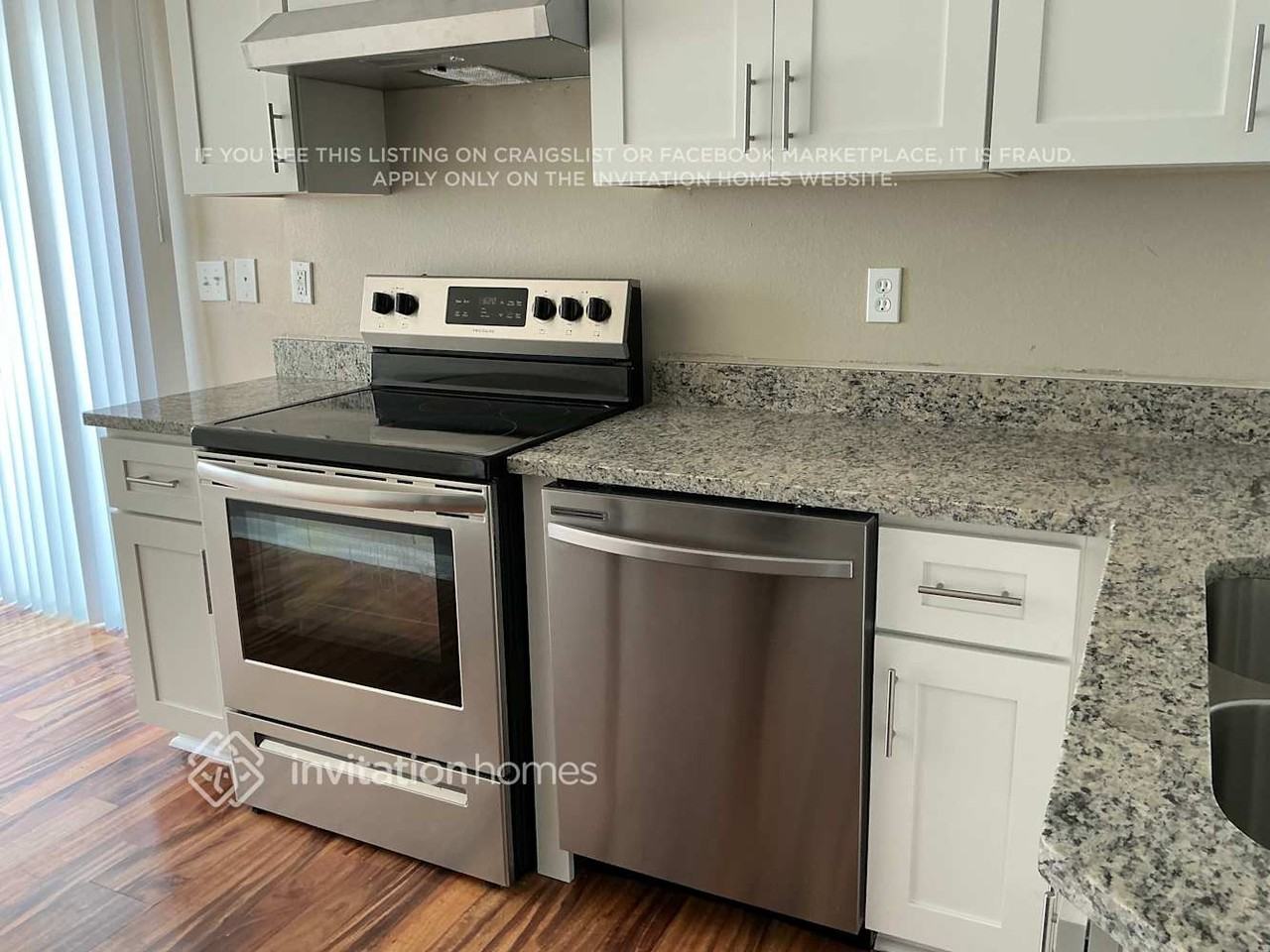 10120 Perthshire Cir - Photo 6 of 16