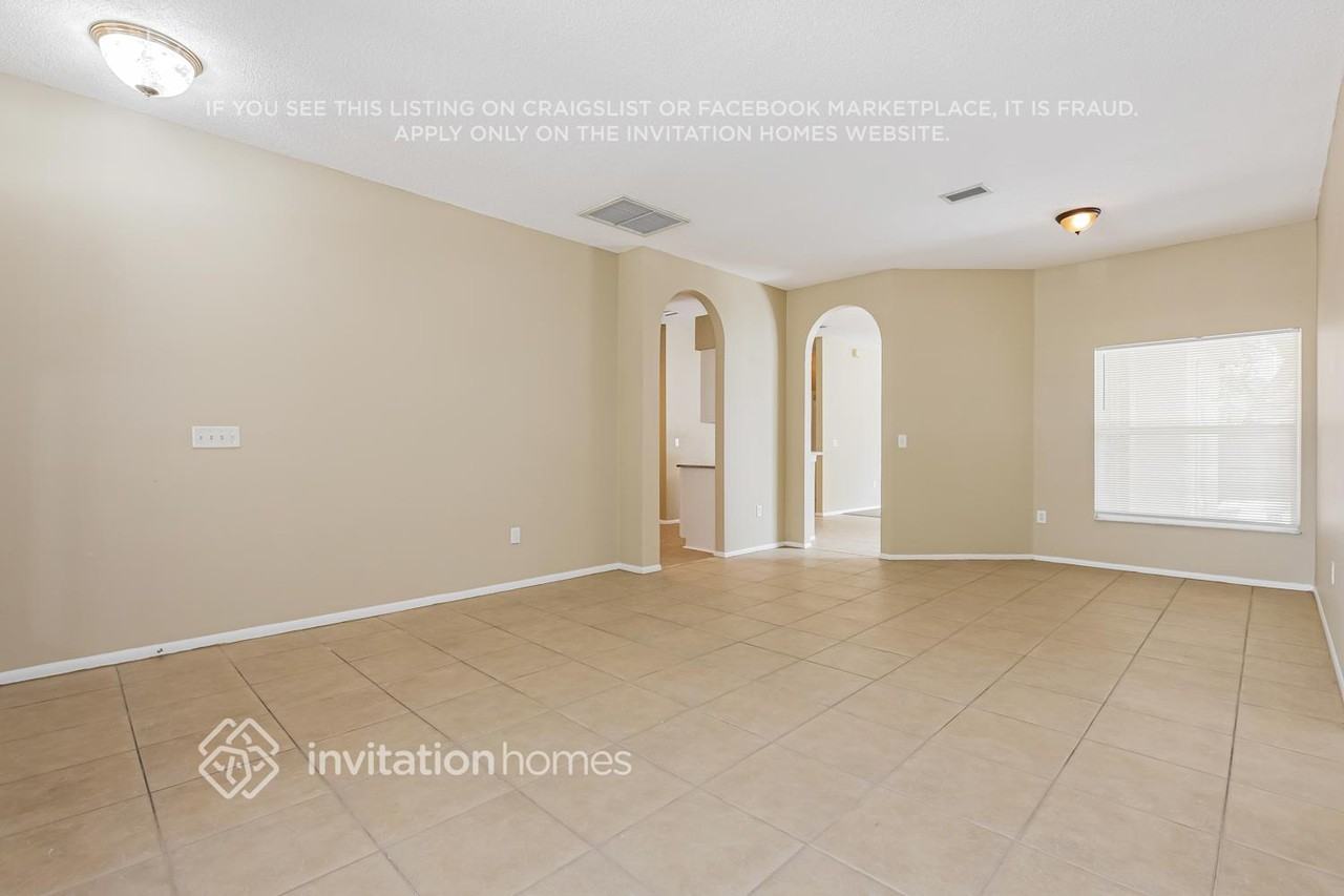1306 Sweet Gum Dr - Photo 4 of 17