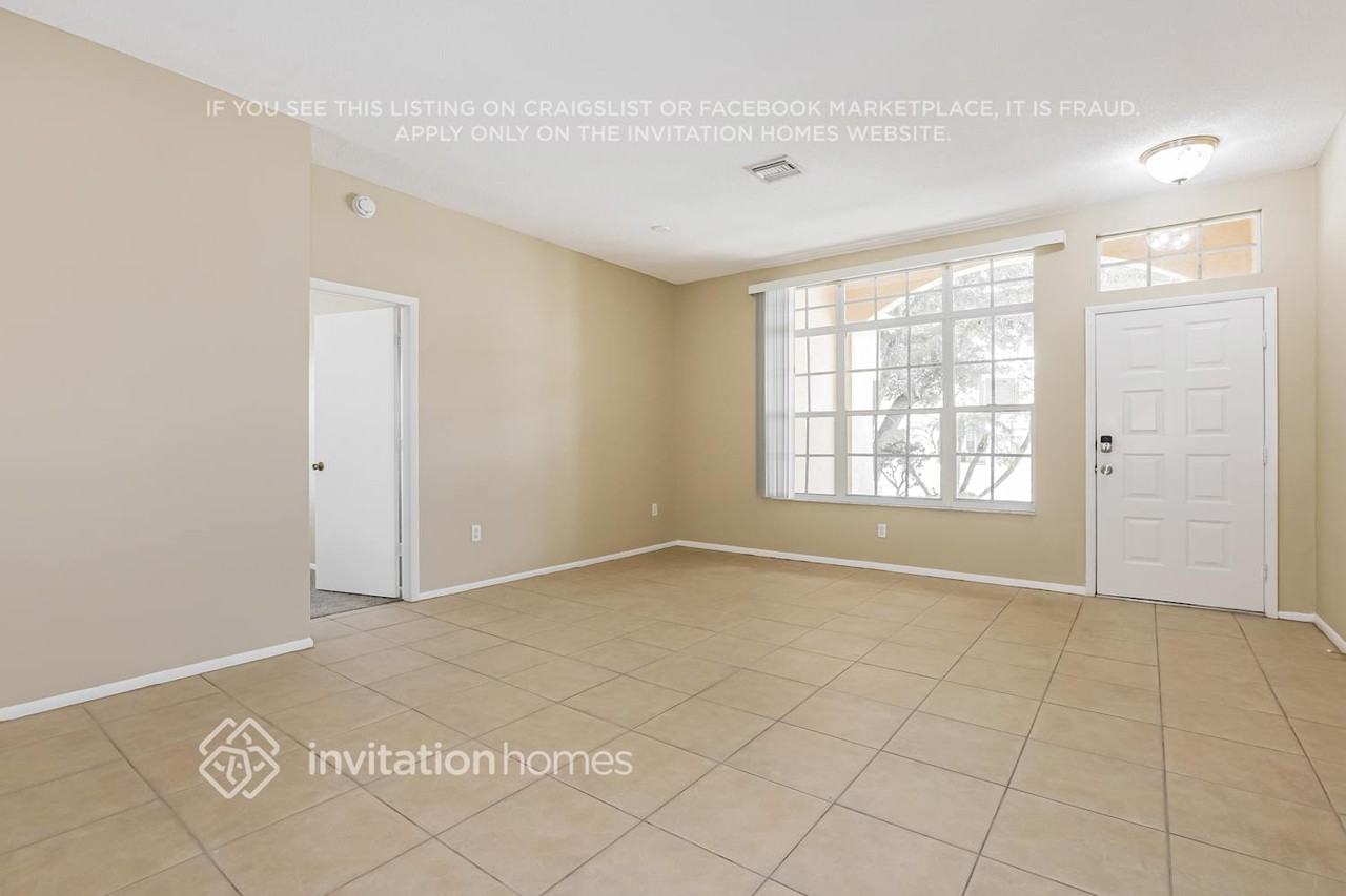 1306 Sweet Gum Dr - Photo 5 of 17