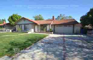 featured image of 1238 W Hawthorne St