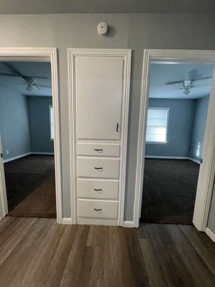 722 Nw 32nd St #1 - Photo 4 of 17