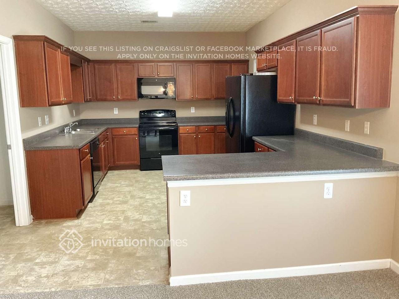 1015 City Park Dr - Photo 3 of 9