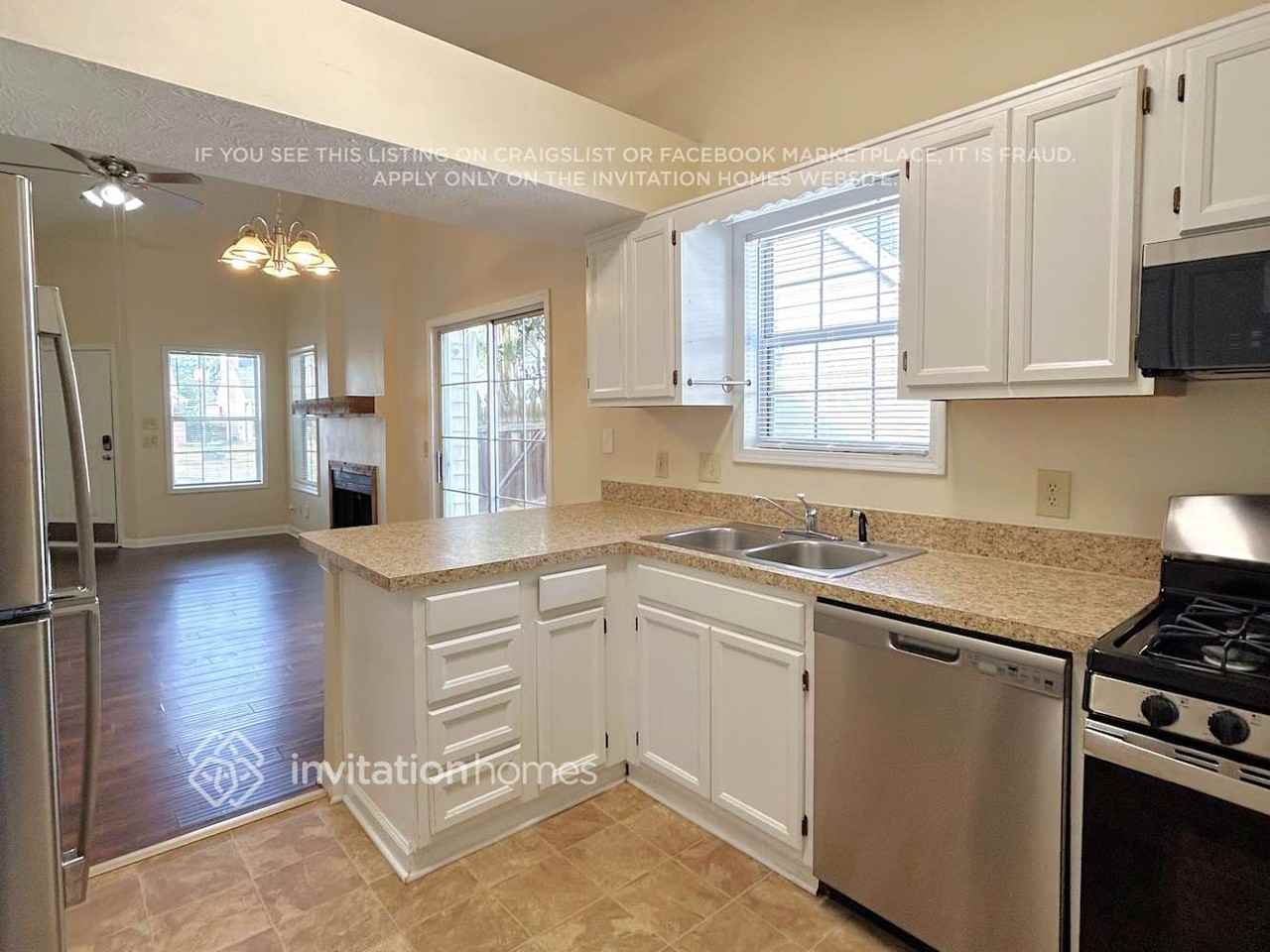 1953 Brittania Cir - Photo 6 of 15