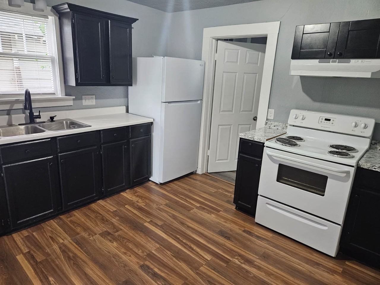 209 Nw Arlington Ave #1 - Photo 4 of 22