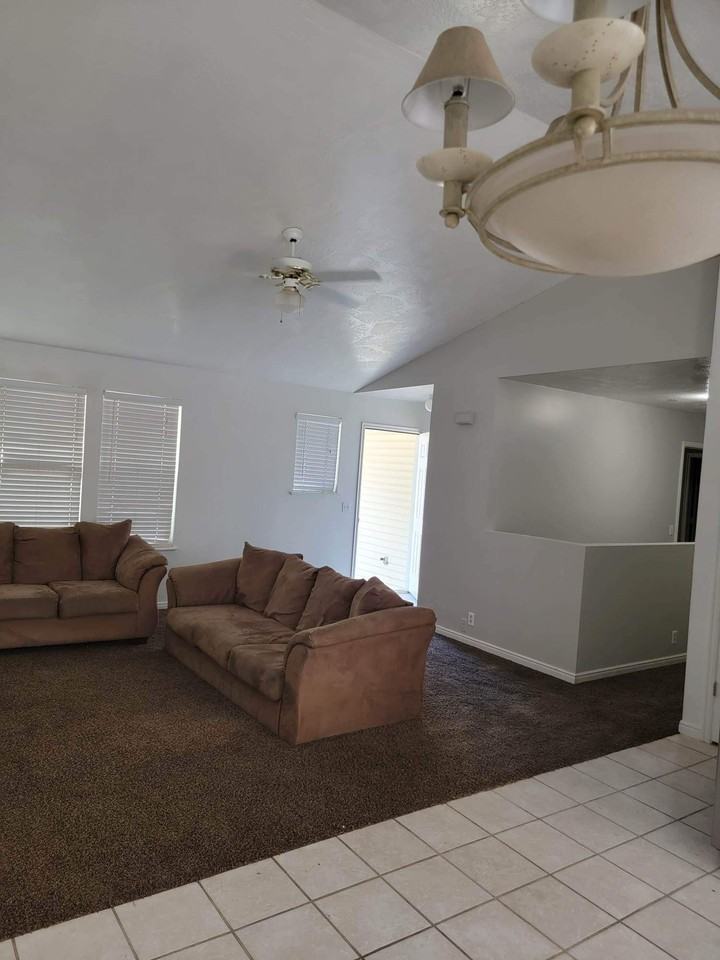 758 Sunrise Ln #1 - Photo 7 of 10