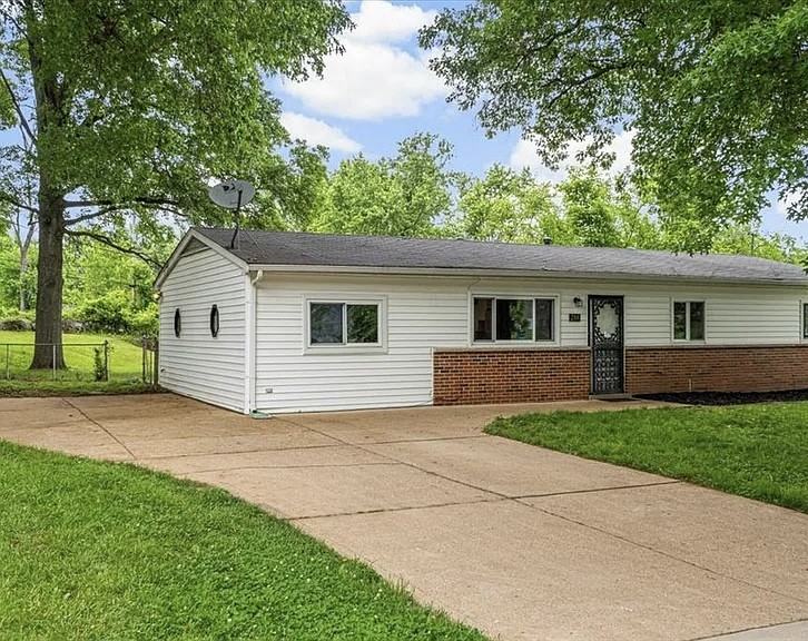 284 Ramsey Ln #1 - Photo 2 of 42