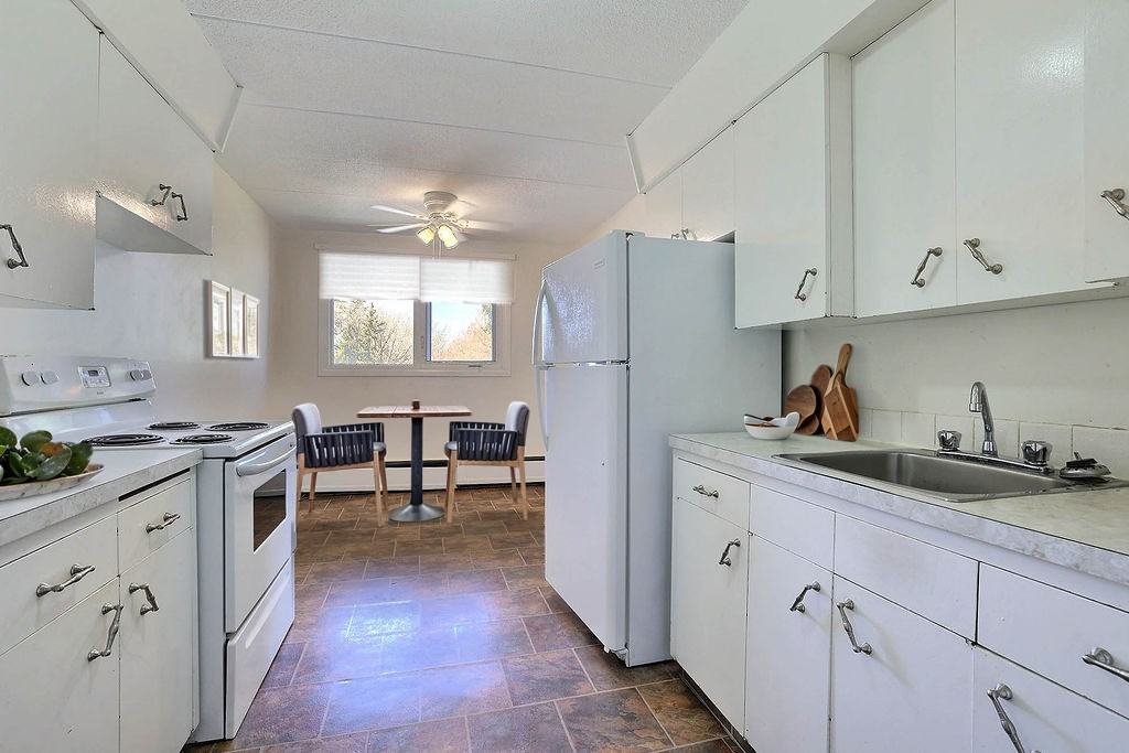 15 Angus Rd - Photo 7 of 8