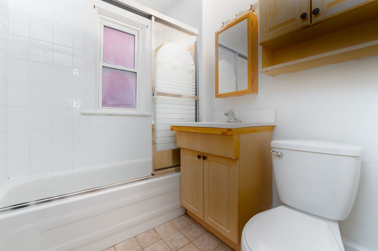 572 Chapel Street - Photo 6 of 17