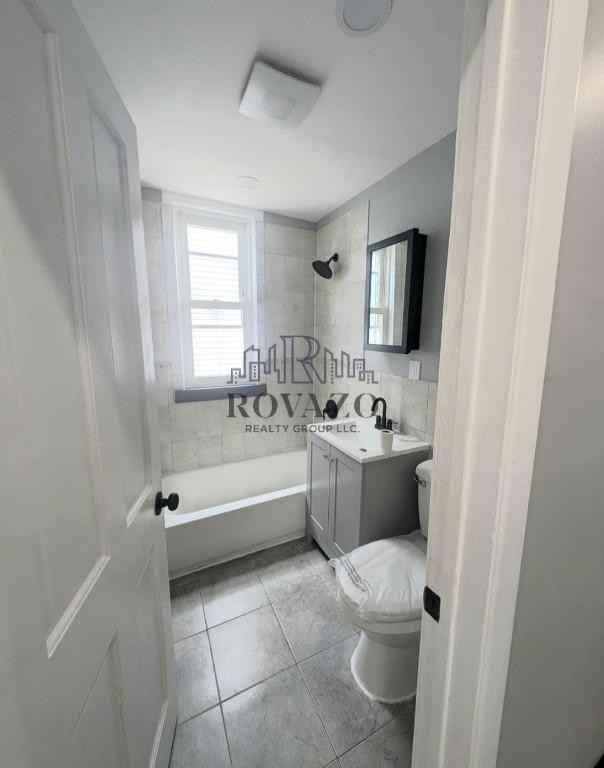 167 Shephard Avenue #1LA - Photo 3 of 10