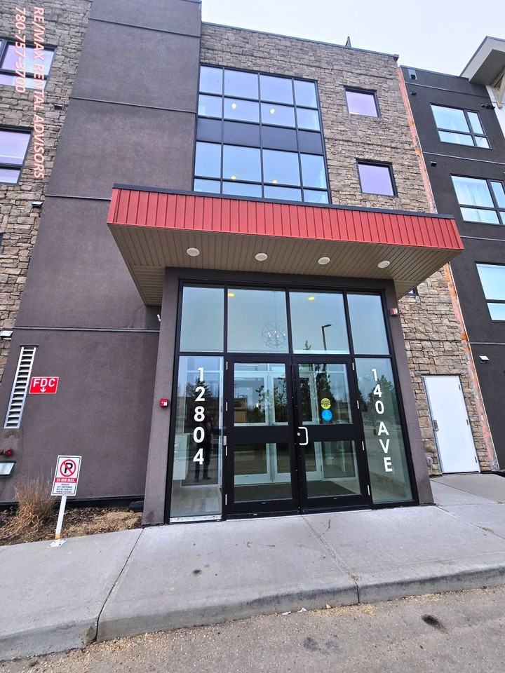 #128 12804 140 Avenue Northwest - Photo 2 of 17