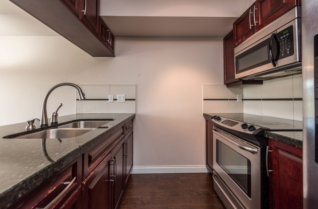 19939 55a Ave - Photo 5 of 24