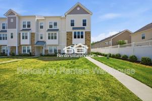 featured image of 1005 Opal St #105