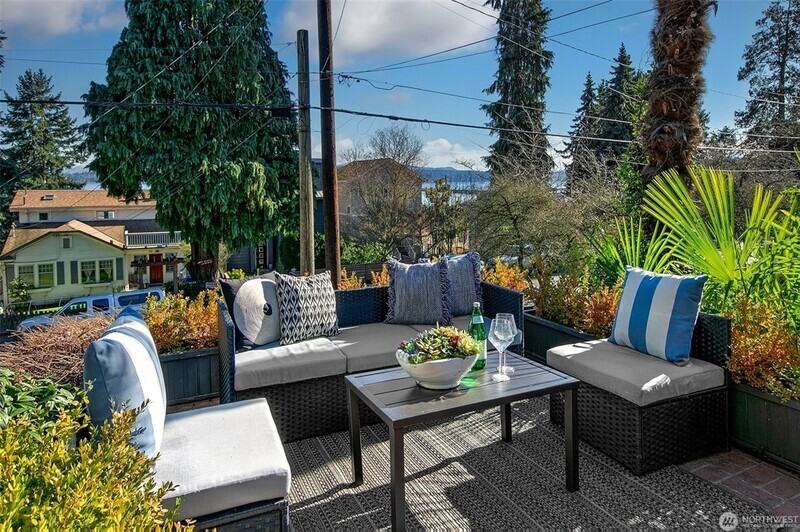 707 Lake Washington Blvd S - Photo 4 of 39