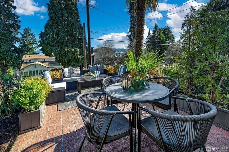 707 Lake Washington Blvd S - Photo 5 of 39