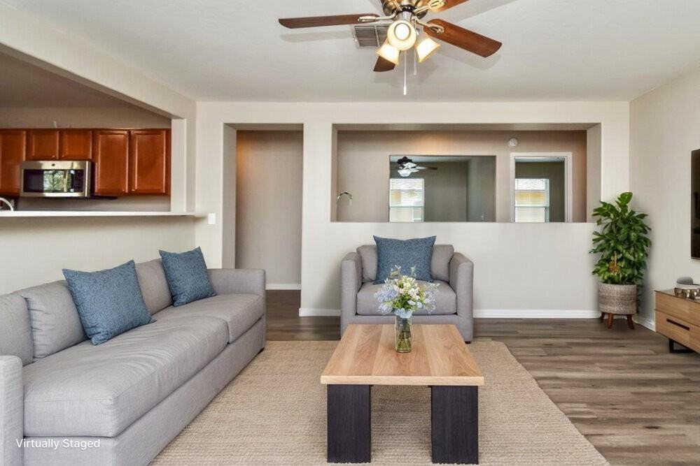 1084 W Calle Del Libro Dorado - Photo 3 of 19